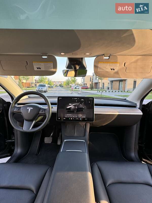 Позашляховик / Кросовер Tesla Model Y 2022 в Дніпрі