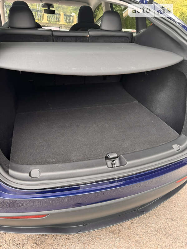 Внедорожник / Кроссовер Tesla Model Y 2023 в Днепре фото 8 Внедорожник / Кроссовер Tesla Model Y 2023 в Днепре