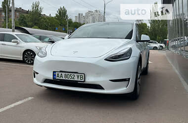 Внедорожник / Кроссовер Tesla Model Y 2022 в Киеве