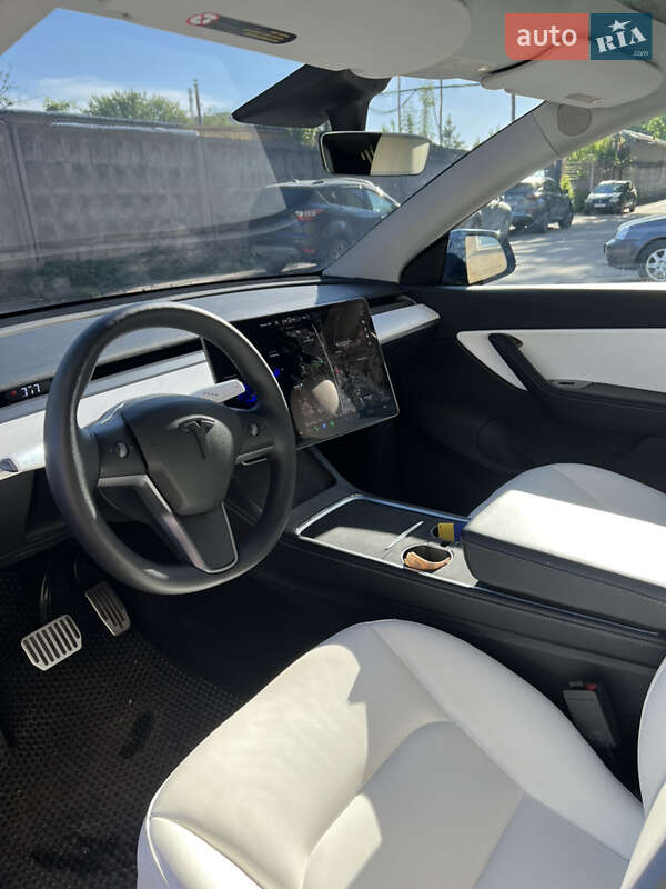 Внедорожник / Кроссовер Tesla Model Y 2021 в Киеве фото 4 Внедорожник / Кроссовер Tesla Model Y 2021 в Киеве