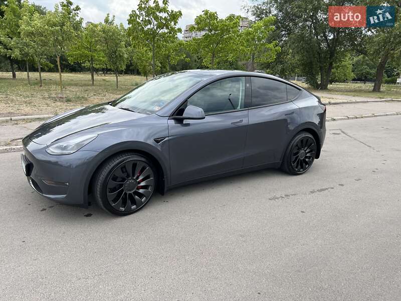 Tesla Model Y 2023 Tesla Model Y 2023
