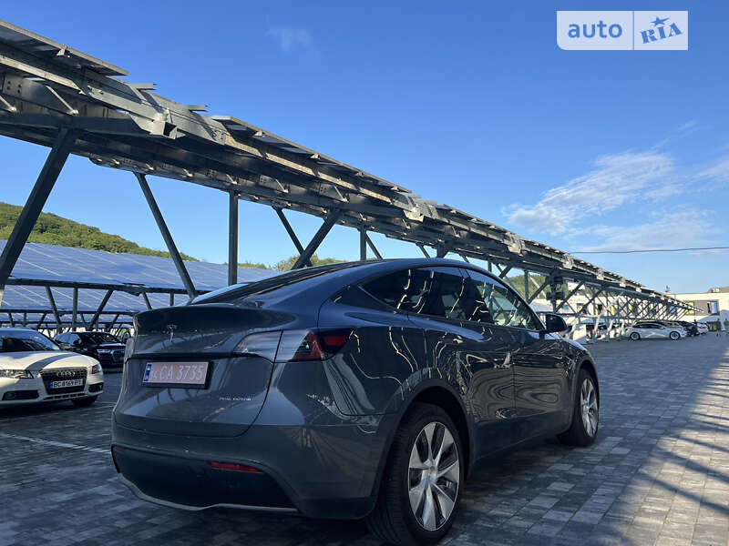 Внедорожник / Кроссовер Tesla Model Y 2023 в Львове
