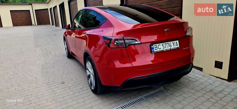 Позашляховик / Кросовер Tesla Model Y 2022 в Мостиській