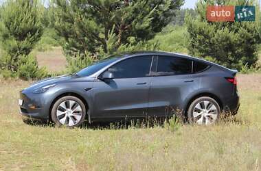 Позашляховик / Кросовер Tesla Model Y 2023 в Львові