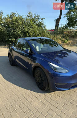 Внедорожник / Кроссовер Tesla Model Y 2023 в 