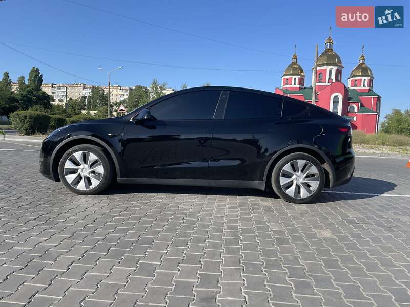 Позашляховик / Кросовер Tesla Model Y 2020 в Кам'янському