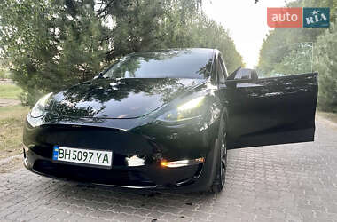 Внедорожник / Кроссовер Tesla Model Y 2023 в 