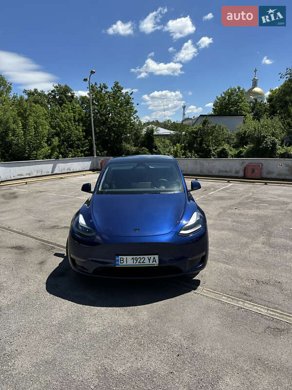 Внедорожник / Кроссовер Tesla Model Y 2023 в Полтаве