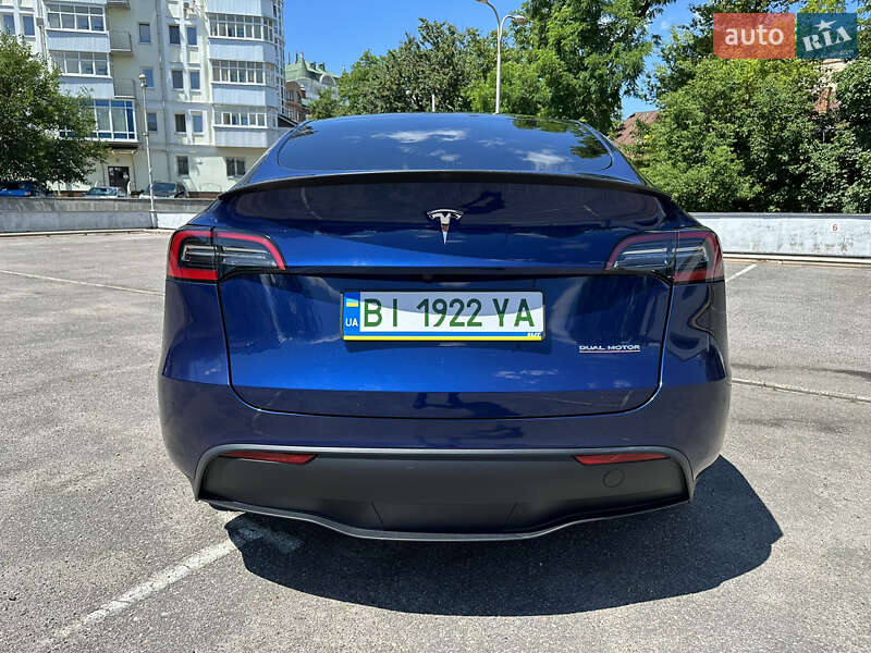Внедорожник / Кроссовер Tesla Model Y 2023 в Полтаве