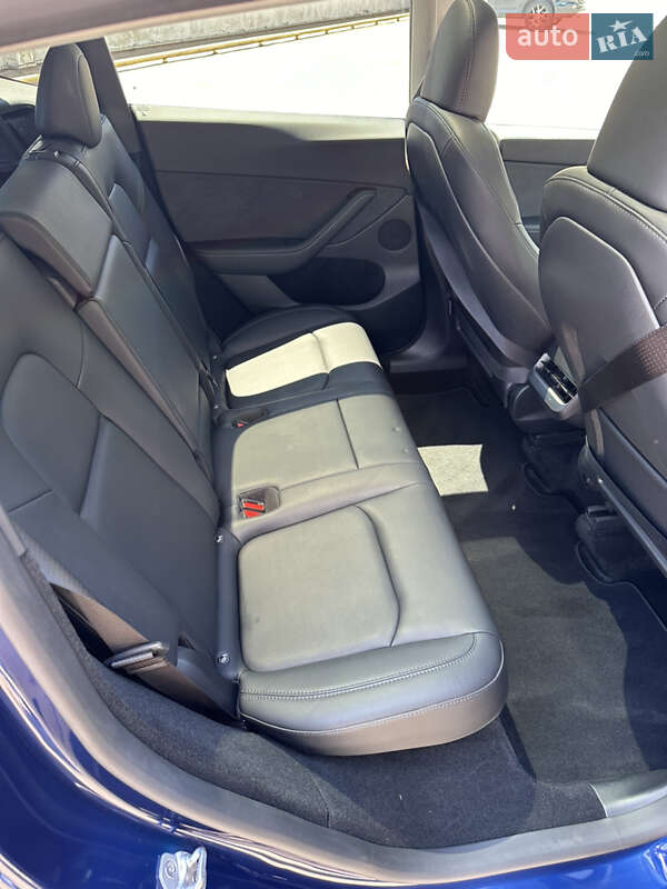 Внедорожник / Кроссовер Tesla Model Y 2023 в Полтаве