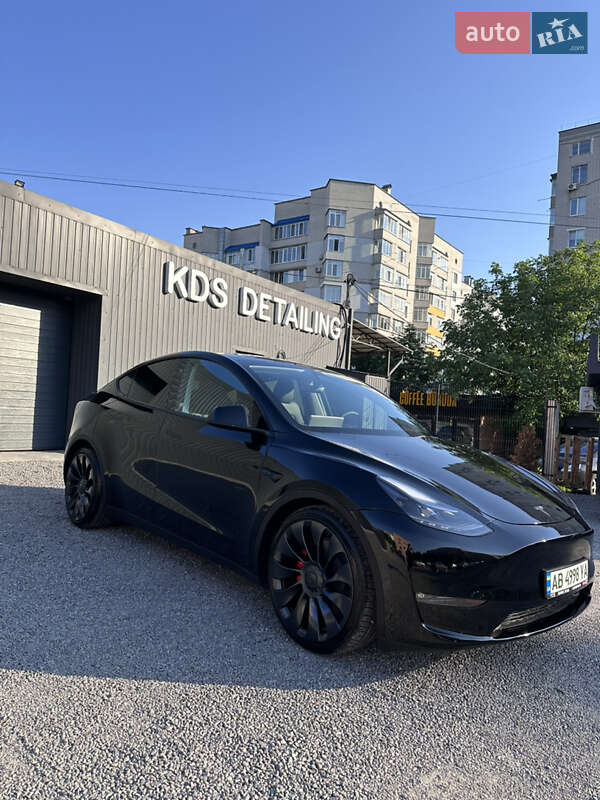 Позашляховик / Кросовер Tesla Model Y 2023 в Вінниці фото 2 Позашляховик / Кросовер Tesla Model Y 2023 в Вінниці