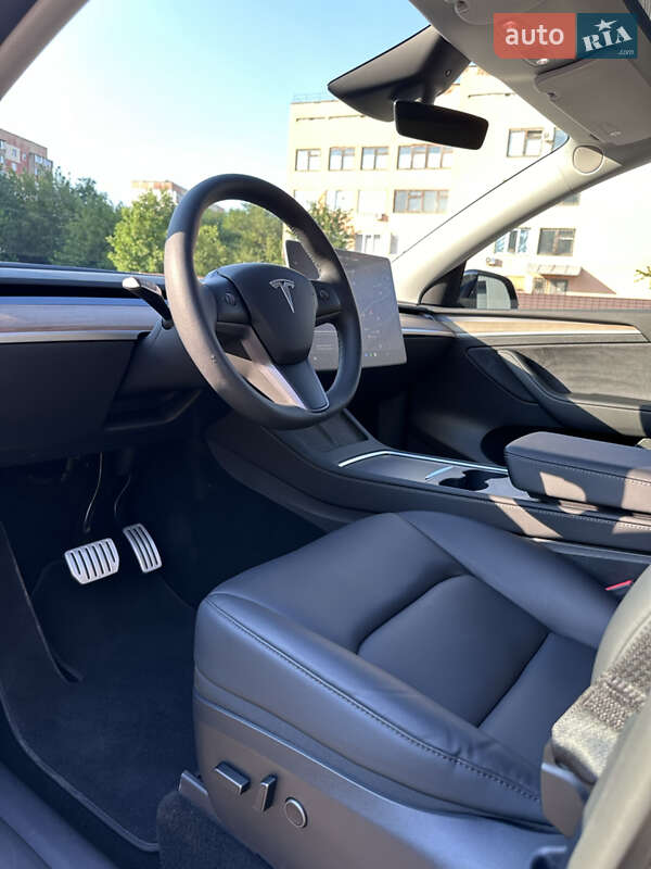 Позашляховик / Кросовер Tesla Model Y 2023 в Вінниці фото 9 Позашляховик / Кросовер Tesla Model Y 2023 в Вінниці