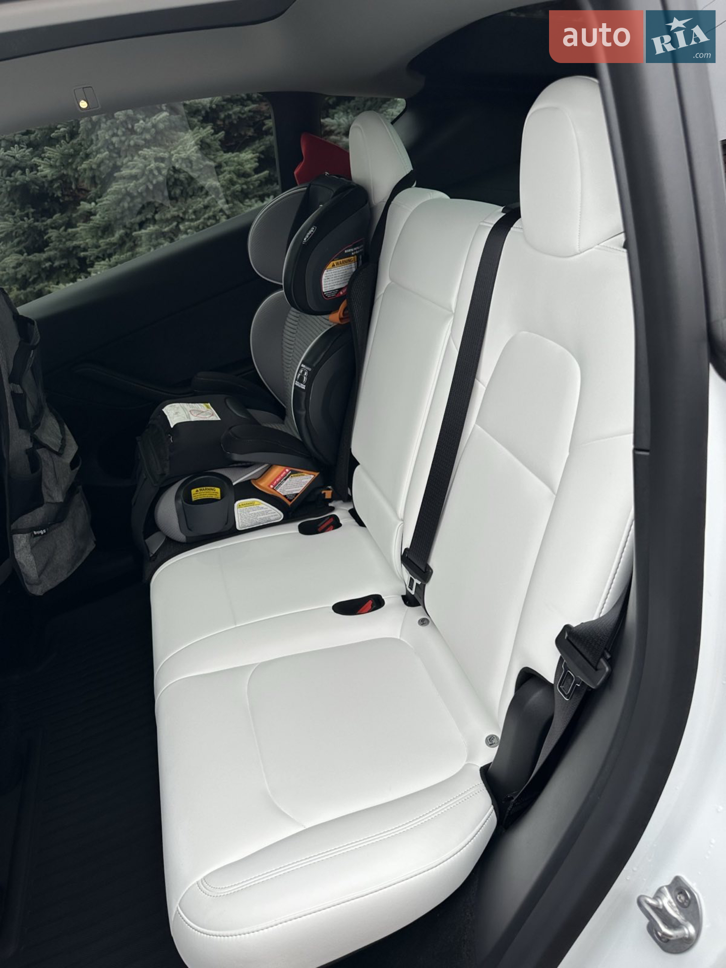2022 Tesla Model Y - мініатюра 4