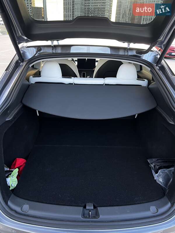 Внедорожник / Кроссовер Tesla Model Y 2023 в Киеве фото 19 Внедорожник / Кроссовер Tesla Model Y 2023 в Киеве