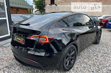 Позашляховик / Кросовер Tesla Model Y 2022 в 