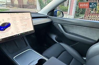 Внедорожник / Кроссовер Tesla Model Y 2022 в 