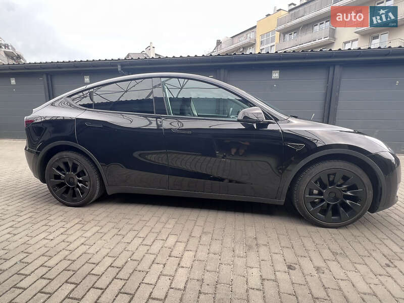Внедорожник / Кроссовер Tesla Model Y 2022 в Львове