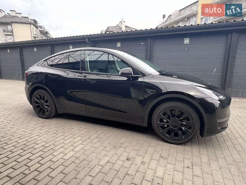 Внедорожник / Кроссовер Tesla Model Y 2022 в Львове фото 5 Внедорожник / Кроссовер Tesla Model Y 2022 в Львове