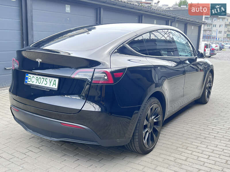Внедорожник / Кроссовер Tesla Model Y 2022 в Львове