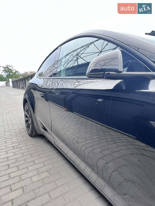 Внедорожник / Кроссовер Tesla Model Y 2022 в Львове