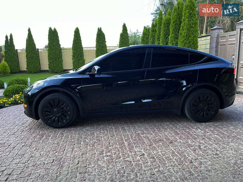 Внедорожник / Кроссовер Tesla Model Y 2023 в Харькове