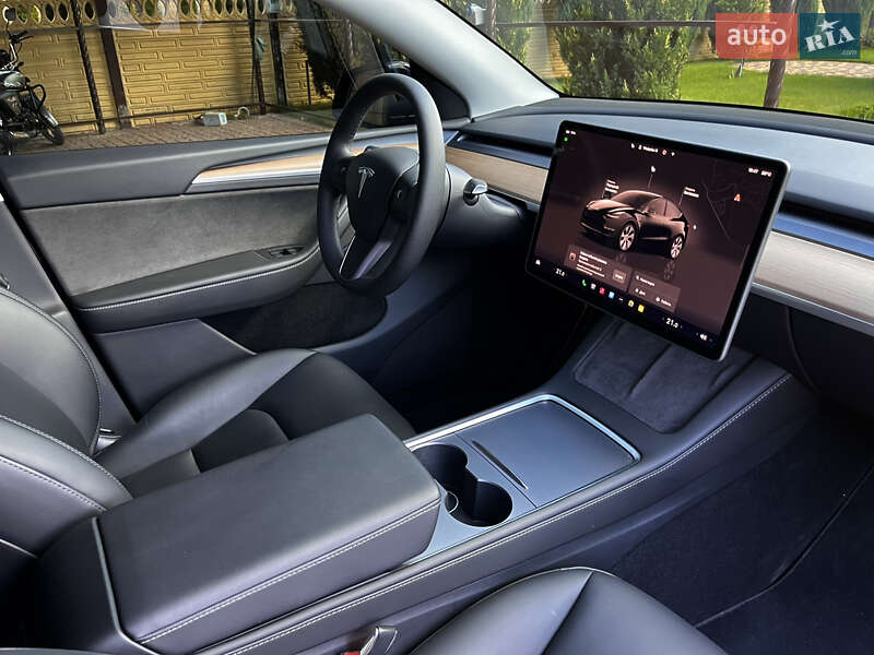 Внедорожник / Кроссовер Tesla Model Y 2023 в Харькове