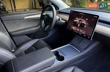 Внедорожник / Кроссовер Tesla Model Y 2023 в 
