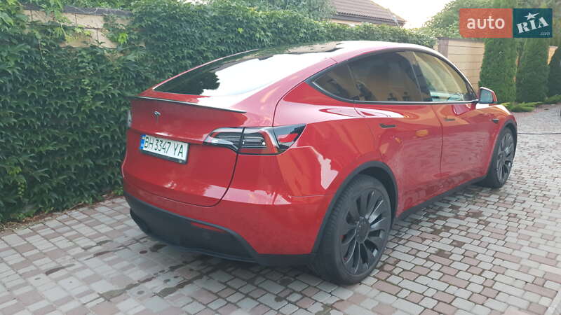 Позашляховик / Кросовер Tesla Model Y 2020 в Києві