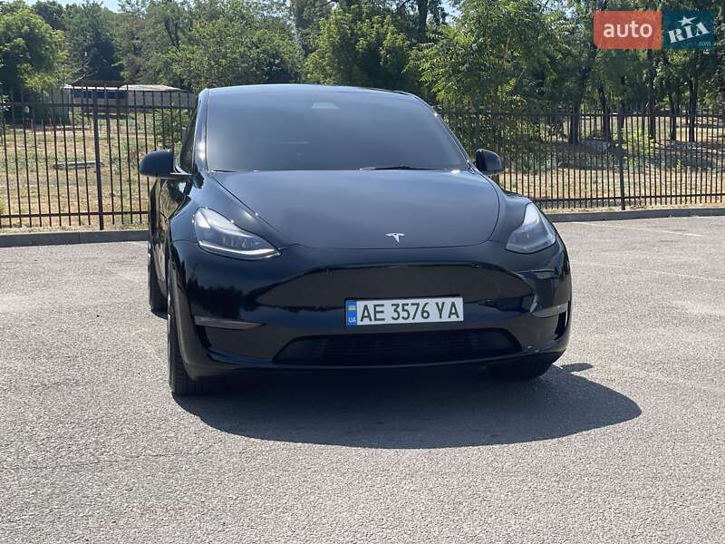 Внедорожник / Кроссовер Tesla Model Y 2023 в Днепре