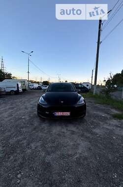 Позашляховик / Кросовер Tesla Model Y 2023 в Львові