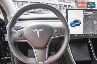 Внедорожник / Кроссовер Tesla Model Y 2020 в 
