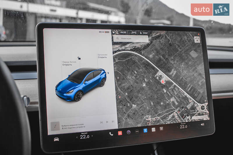 Внедорожник / Кроссовер Tesla Model Y 2020 в Хусте