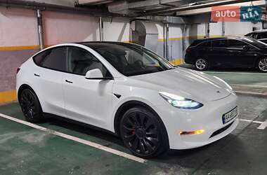 Внедорожник / Кроссовер Tesla Model Y 2022 в Киеве