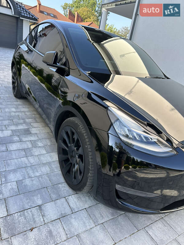 Внедорожник / Кроссовер Tesla Model Y 2021 в Дрогобыче