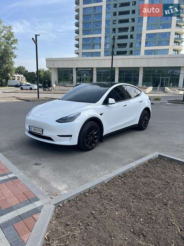 Внедорожник / Кроссовер Tesla Model Y 2022 в Днепре фото 2 Внедорожник / Кроссовер Tesla Model Y 2022 в Днепре
