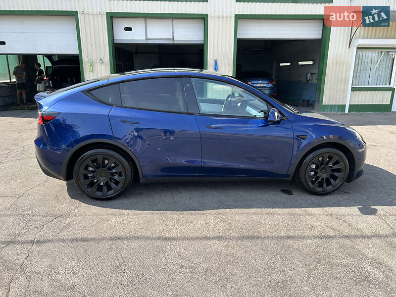 Внедорожник / Кроссовер Tesla Model Y 2020 в Запорожье