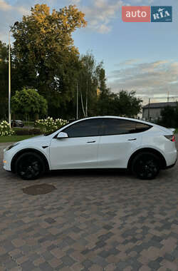 Внедорожник / Кроссовер Tesla Model Y 2023 в 
