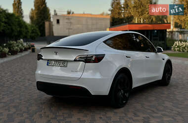 Внедорожник / Кроссовер Tesla Model Y 2023 в 