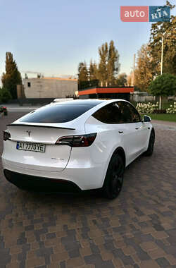 Внедорожник / Кроссовер Tesla Model Y 2023 в 