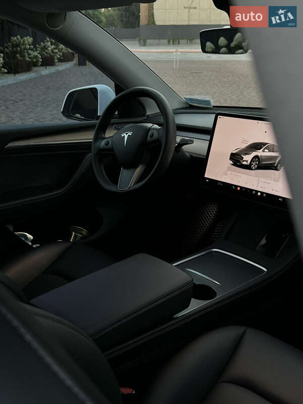 Позашляховик / Кросовер Tesla Model Y 2023 в Броварах