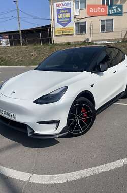 Внедорожник / Кроссовер Tesla Model Y 2023 в 