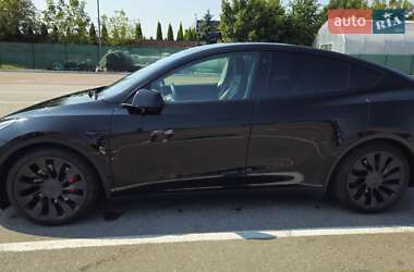 Внедорожник / Кроссовер Tesla Model Y 2021 в Львове