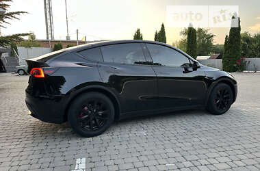 Внедорожник / Кроссовер Tesla Model Y 2020 в 