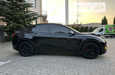 Внедорожник / Кроссовер Tesla Model Y 2020 в 