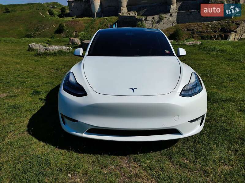 Внедорожник / Кроссовер Tesla Model Y 2020 в Каменец-Подольском