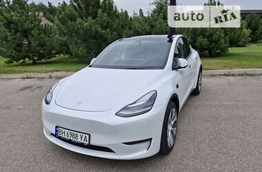 Позашляховик / Кросовер Tesla Model Y 2023 в Дніпрі