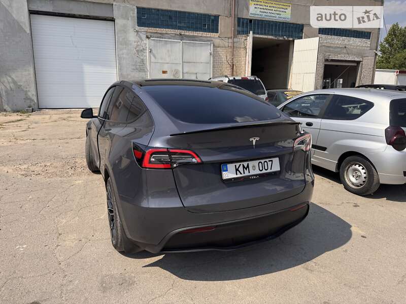 Внедорожник / Кроссовер Tesla Model Y 2023 в Николаеве