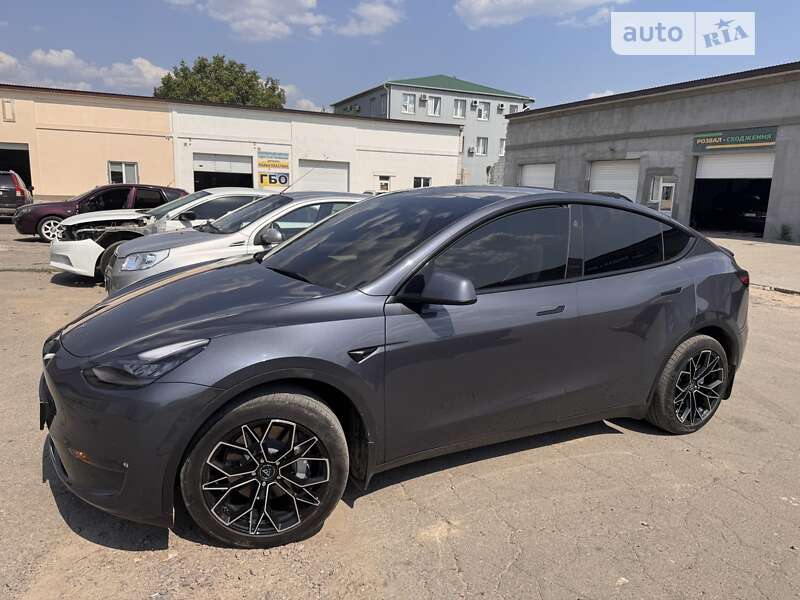 Позашляховик / Кросовер Tesla Model Y 2023 в Миколаєві