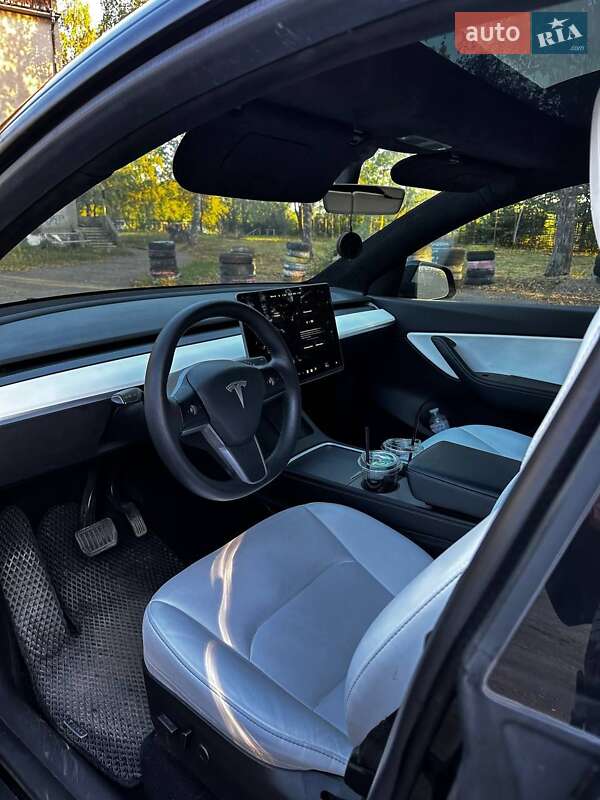 Внедорожник / Кроссовер Tesla Model Y 2021 в Коломые фото 10 Внедорожник / Кроссовер Tesla Model Y 2021 в Коломые