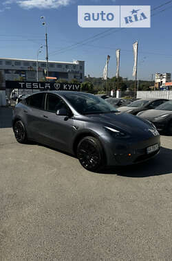 Позашляховик / Кросовер Tesla Model Y 2022 в Києві